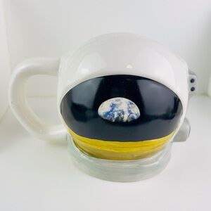 Smithsonian "Apollo 11" Space Helmet Coffee Mug